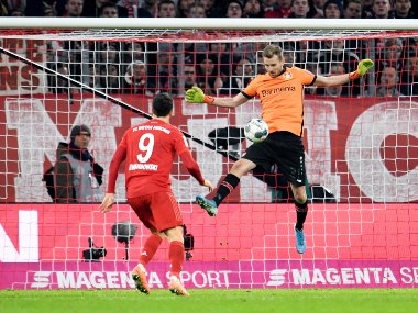 Bundesliga: Bayer Leverkusen keeper Lukas Hradecky helped his team beat Bayern Munich despite losing a contact lens Bundesliga: Bayer Leverkusen keeper Lukas Hradecky helped his team beat Bayern Munich despite losing a contact lens