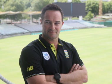 New South Africa coach Mark Boucher open to AB de Villiers' international return; warns England of tough contest in Test series New South Africa coach Mark Boucher open to AB de Villiers' international return; warns England of tough contest in Test series