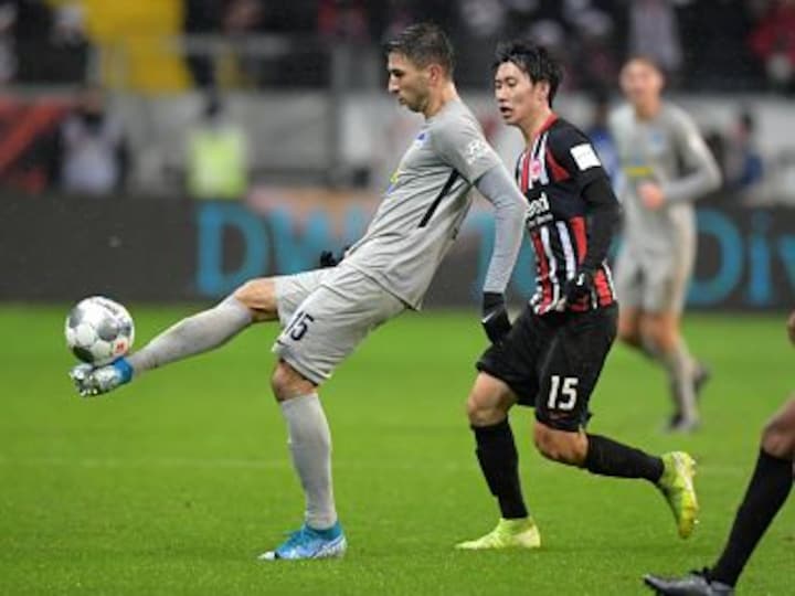 Bundesliga: Jurgen Klinsmann's Hertha Berlin squander two-goal lead to draw with Eintracht Frankfurt