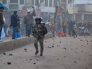 As anti-CAA protests continue, civil society groups compile lists of lawyers willing to offer legal aid to demonstrators As anti-CAA protests continue, civil society groups compile lists of lawyers willing to offer legal aid to demonstrators