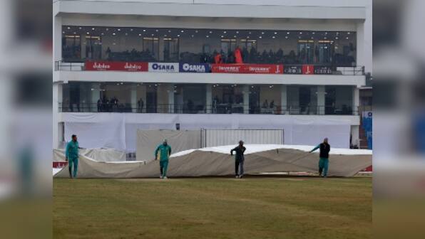 Pakistan vs Sri Lanka: Bad weather curtails visitors' chances of posting big total in first innings