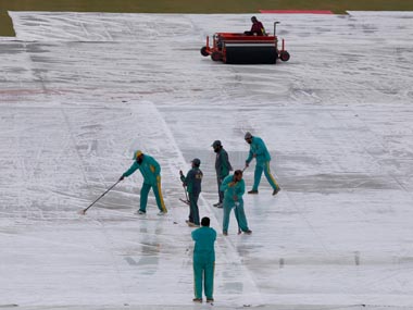 Pakistan vs Sri Lanka: Rain plays spoilsport yet again as visitors end Day 3 on 282-6 after playing just 5.2 overs Pakistan vs Sri Lanka: Rain plays spoilsport yet again as visitors end Day 3 on 282-6 after playing just 5.2 overs