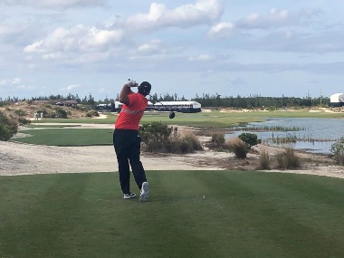 Hero World Challenge: Patrick Reed takes three-shot lead as Tiger Woods roars back into contention Hero World Challenge: Patrick Reed takes three-shot lead as Tiger Woods roars back into contention