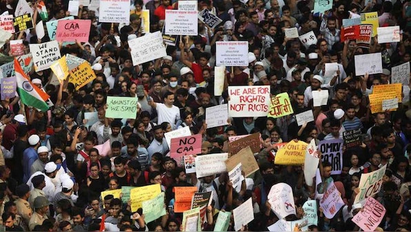 Internet shutdown: Airtel, Vodafone continue to clampdown mobile services in parts of the country