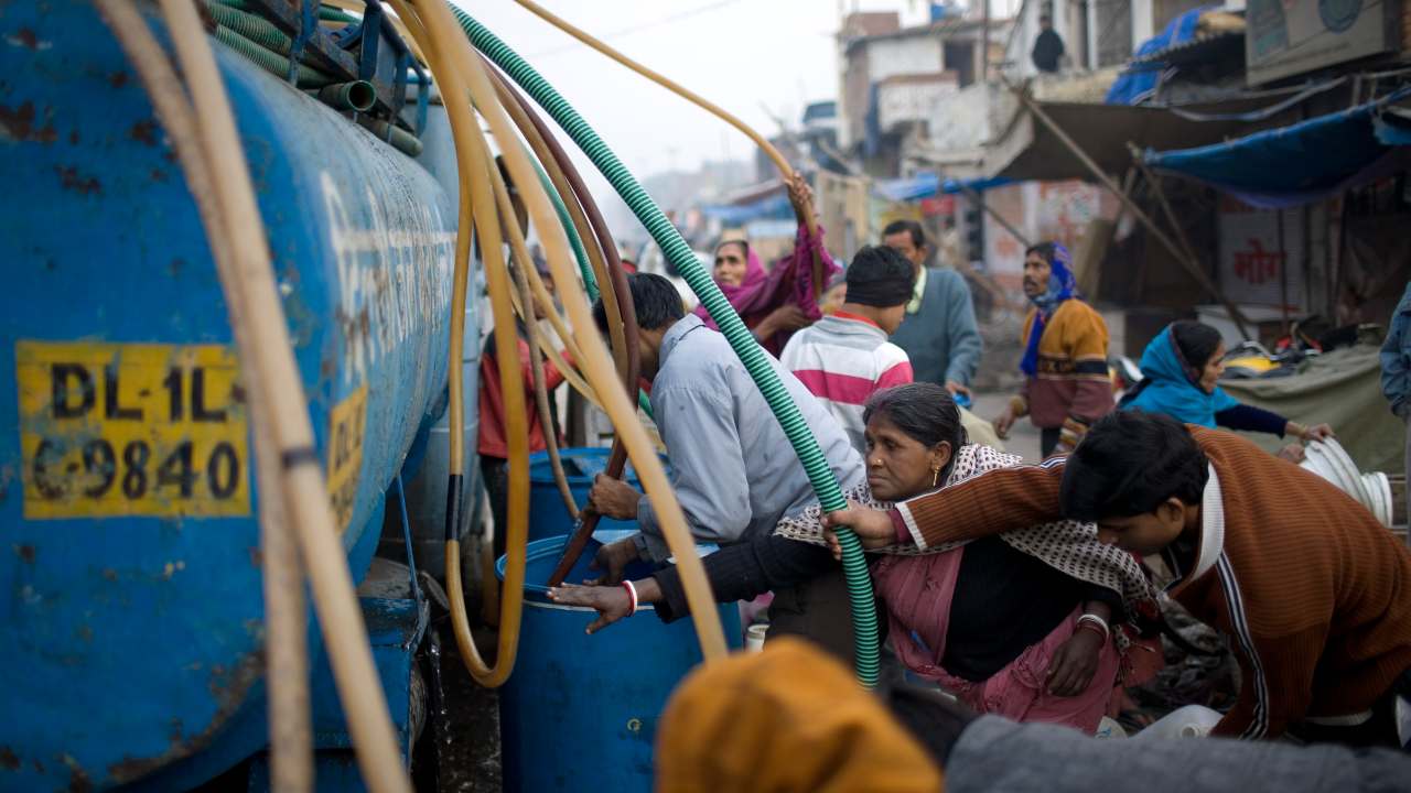 93 % households in Delhi now have access to piped water supply: Economic Survey 93 % households in Delhi now have access to piped water supply: Economic Survey