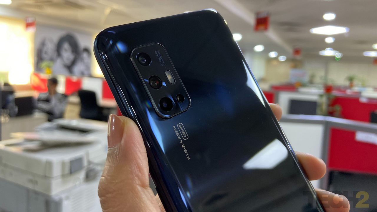 Vivo V17 first impressions: Pricey, gorgeous, and a potentially promising camera Vivo V17 first impressions: Pricey, gorgeous, and a potentially promising camera
