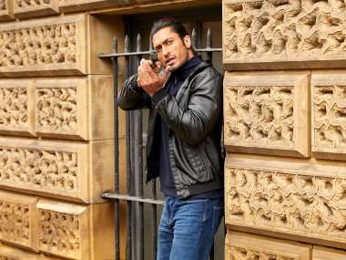Commando 3 box office collection: Vidyut Jammwal, Gulshan Devaiah's action film makes Rs 24.77 cr in five days Commando 3 box office collection: Vidyut Jammwal, Gulshan Devaiah's action film makes Rs 24.77 cr in five days