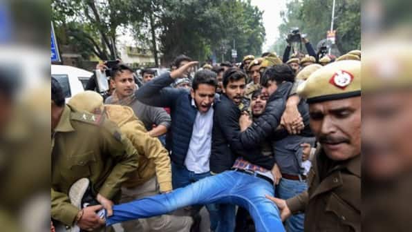 Citizenship Amendment Act protests: Students seek probe into Delhi Police using tear gas inside Jamia Milia Islamia; Mamata leads massive rally in Kolkata