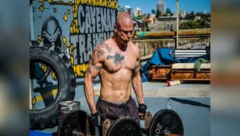 Farmer’s carry: A simple walking exercise with a twist