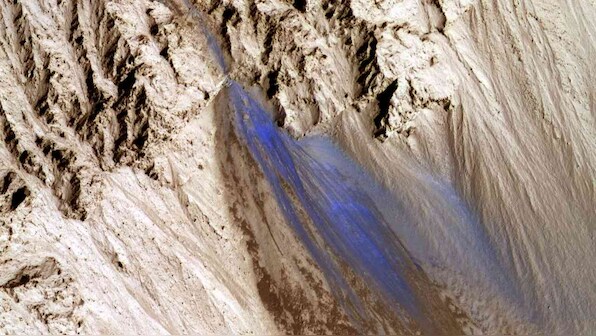 We may finally have an answer to how Mars' long, runout landslides are formed