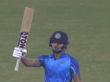 Syed Mushtaq Ali Trophy: Manish Pandey, bowlers help Karnataka beat Tamil Nadu in thrilling final, retain title Syed Mushtaq Ali Trophy: Manish Pandey, bowlers help Karnataka beat Tamil Nadu in thrilling final, retain title