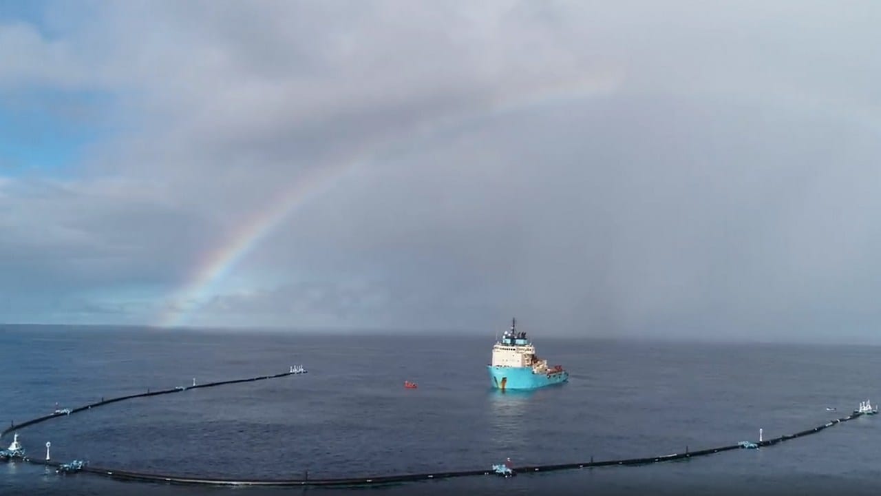 A special ship designed to clean the oceans harvested its first plastic from the Great Pacific Garbage Patch in October 2019, after setting sail from San Francisco in a month prior. Image: The Ocean Cleanup/YouTube 