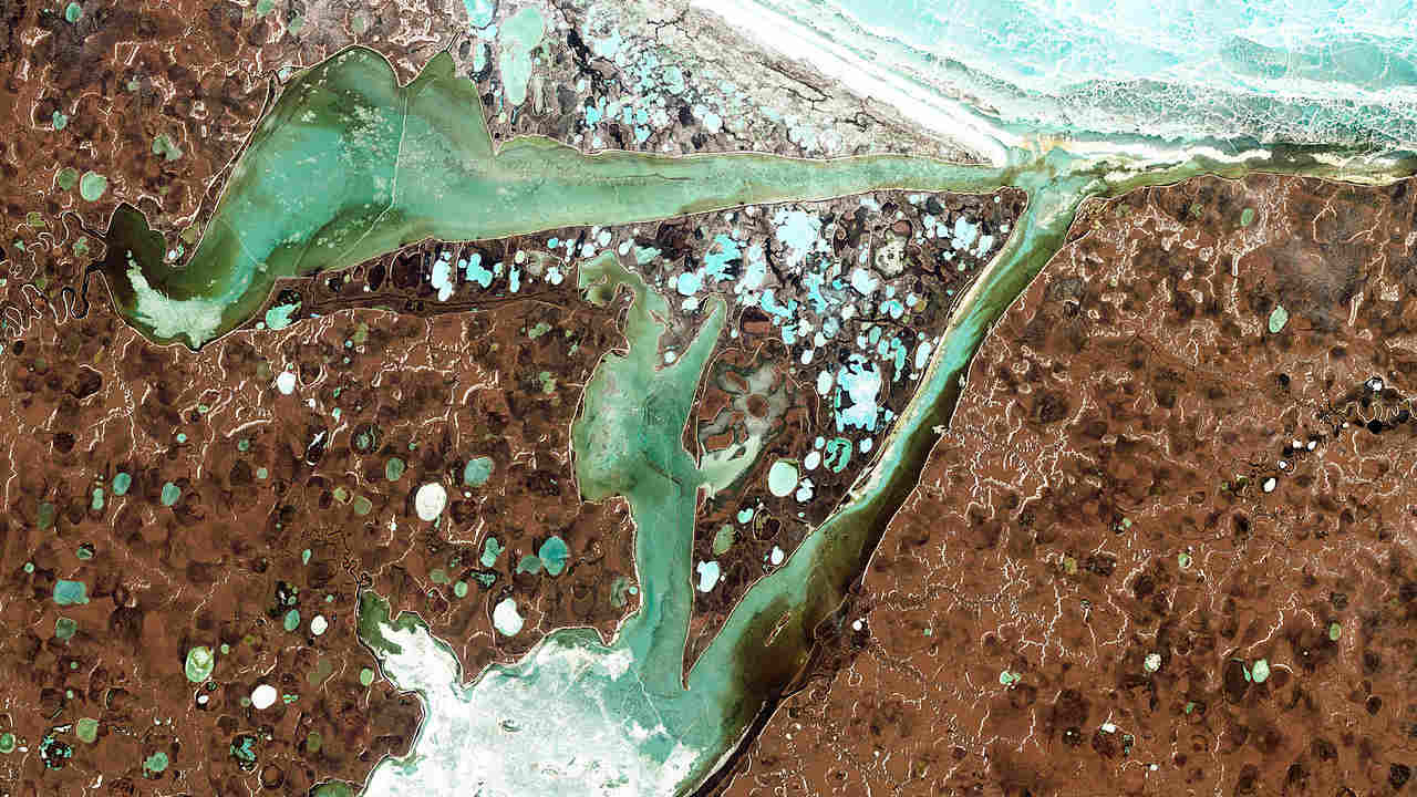 Around 60-70 percent of Russia is located on permafrost. image credit: Wikipedia 