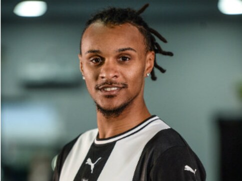 Premier League: Austrian midfielder Valentino Lazaro joins Newcastle United on loan from Inter Milan Premier League: Austrian midfielder Valentino Lazaro joins Newcastle United on loan from Inter Milan