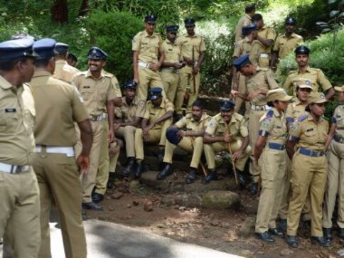 Walayar rape and murder: Kerala Police ignored crucial eyewitness accounts in FIR, claim parents; ask if accused acquitted due to CPM affiliation Walayar rape and murder: Kerala Police ignored crucial eyewitness accounts in FIR, claim parents; ask if accused acquitted due to CPM affiliation