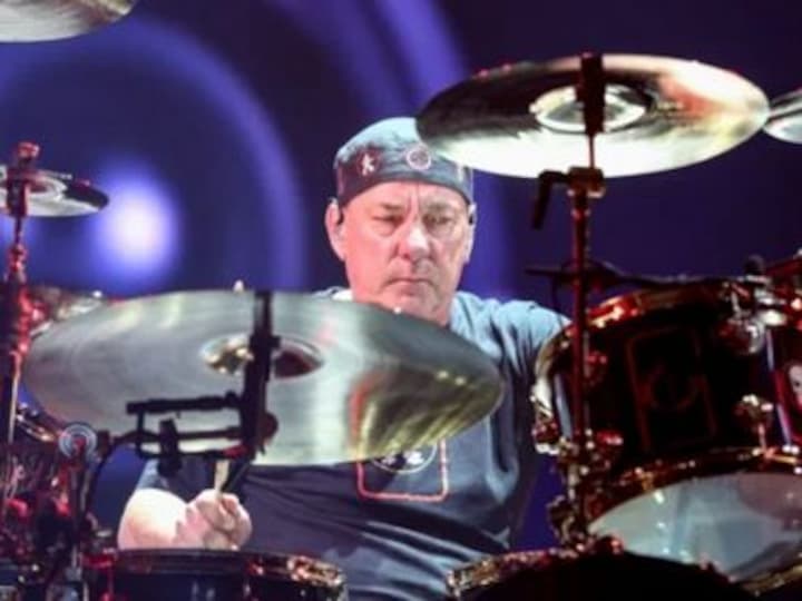 Neil Peart, pyrotechnical drummer and high-concept lyricist for Canadian progressive rock trio Rush, passes away at 67