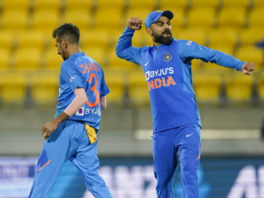 India vs New Zealand: 'These guys don’t like Finger nails', Twitterati heaps praise on Men in Blue after thrilling victory in fourth T20I India vs New Zealand: 'These guys don’t like Finger nails', Twitterati heaps praise on Men in Blue after thrilling victory in fourth T20I