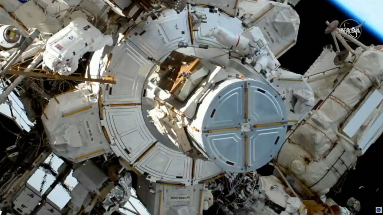 Astro-sisters install new batteries on ISS in last all-female spacewalk this mission Astro-sisters install new batteries on ISS in last all-female spacewalk this mission