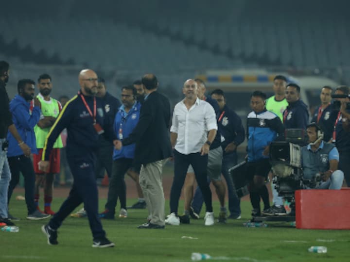 AIFF serves showcause notice to ATK and Kerala Blasters head coaches for misconduct in fixture at Kolkata