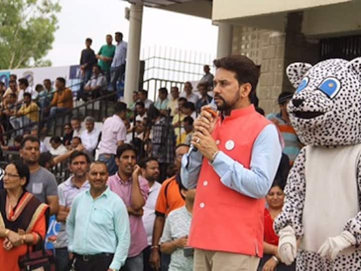 Delhi Assembly polls: EC issues notice to BJP leader Anurag Thakur for ‘desh ke gaddaron ko’ remark, demands reply before 30 Jan