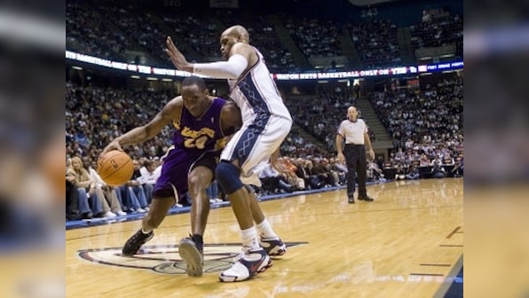 Kobe Bryant and daughter Gianna killed in helicopter crash; Tiger Woods, Adam Silver and more pay tribute