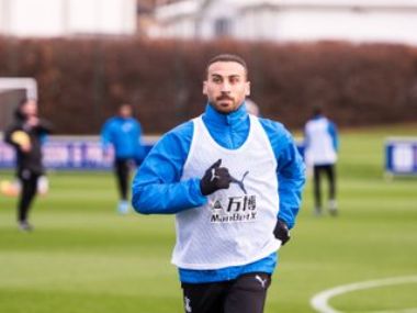 Premier League: Crystal Palace seal signing of Turkey's Cenk Tosun from Everton on loan deal till end of season Premier League: Crystal Palace seal signing of Turkey's Cenk Tosun from Everton on loan deal till end of season