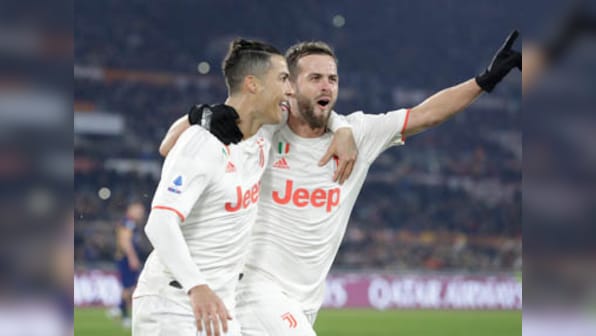 Serie A: Cristiano Ronaldo penalty sees Juventus beat Roma to retake top-spot; Sampdoria thrash struggling Brescia