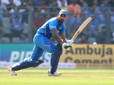 India vs Australia: Shikhar Dhawan 'doing fine' after being hit on rib-cage by a bouncer during second ODI India vs Australia: Shikhar Dhawan 'doing fine' after being hit on rib-cage by a bouncer during second ODI