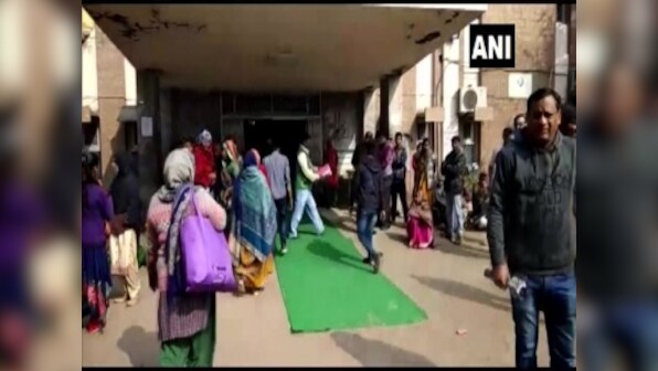 Kota infant deaths: Green carpet rolled out to welcome Rajasthan health minister at hospital where over 100 children died, removed later
