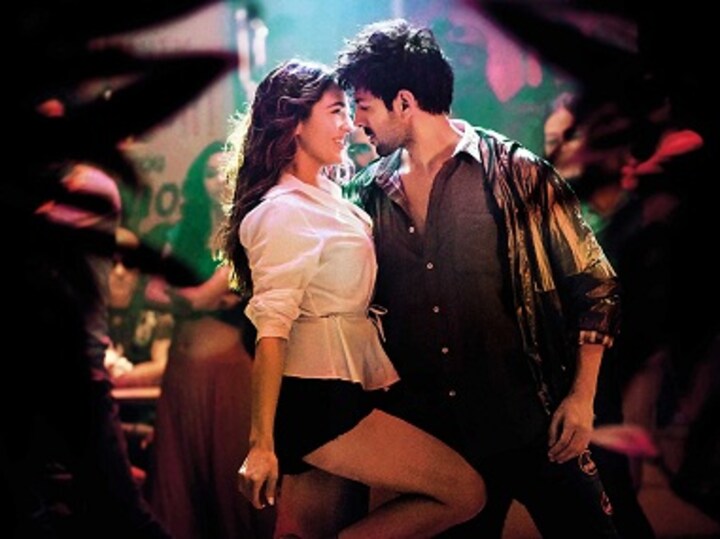 Watch: Love Aaj Kal new song Haan Main Galat sees Kartik Aaryan and Sara Ali Khan match steps