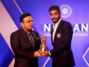 BCCI Awards 2018-19: Jasprit Bumrah receives Polly Umrigar award, Poonam Yadav claims top prize in women's section BCCI Awards 2018-19: Jasprit Bumrah receives Polly Umrigar award, Poonam Yadav claims top prize in women's section
