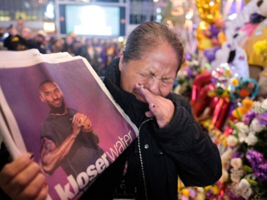 Kobe Bryant Death Eterno Kobe Newspapers Around The World Pay Tribute To The Basketball Legend Sports News Firstpost