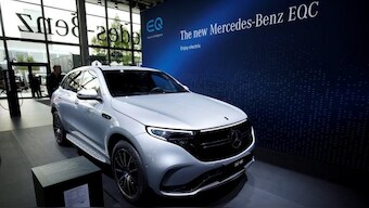 Daimler plans to push out 50,000 Mercedes EQC electric car models this year