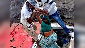 Atleast 20 dead, 18 injured in Maharashtra's Nashik after bus, autorickshaw collide, fall into well