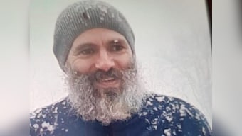 Omar Abdullah,  after release from detention, urges Centre to free political detainees, restore high-speed internet in wake of coronavirus outbreak
