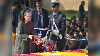 Martyrs' Day 2020: Narendra Modi, Ram Nath Kovind, Sonia Gandhi pay homage to Mahatma Gandhi on his 72nd death anniversary at Rajghat