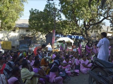 The 17 January protest at the panchayat samiti in Palghar’s Wada taluka. Firstpost/Shraddha Ghatge