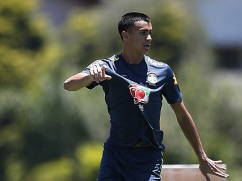 LaLiga: Real Madrid sign Brazilian teenager Reinier Jesus for 30 million euros from Flamengo LaLiga: Real Madrid sign Brazilian teenager Reinier Jesus for 30 million euros from Flamengo