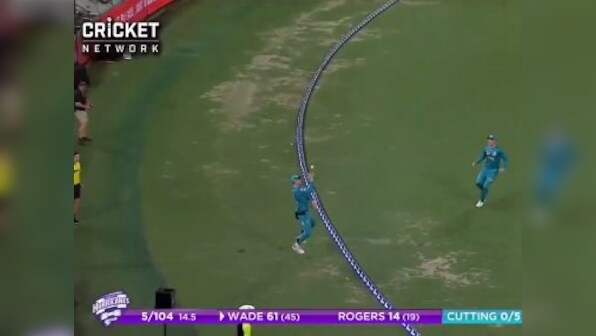 Watch: Matthew Renshaw, Tom Banton's catch to dismiss Matthew Wade in controversial fashion during BBL match