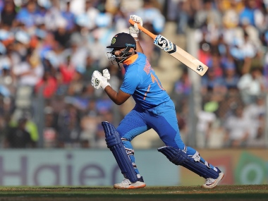 India vs Australia: KS Bharat named back-up wicket-keeper for second ODI in absence of concussed Rishabh Pant India vs Australia: KS Bharat named back-up wicket-keeper for second ODI in absence of concussed Rishabh Pant
