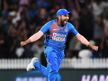 India vs New Zealand: Rohit Sharma spent 'five minutes' searching for abdomen guard, says can't prepare for Super Over India vs New Zealand: Rohit Sharma spent 'five minutes' searching for abdomen guard, says can't prepare for Super Over