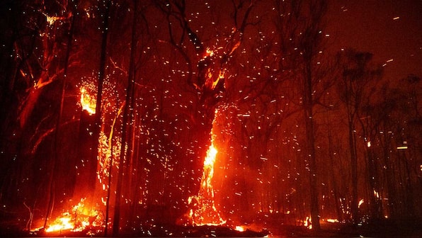 Australia Fires: Military deployed to keep deadly fires from spreading further — 'It's an atomic bomb,' say authorities
