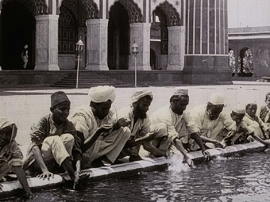 India On Film: Documentary by Discovery offers remarkable commentary on colonial gaze over India India On Film: Documentary by Discovery offers remarkable commentary on colonial gaze over India