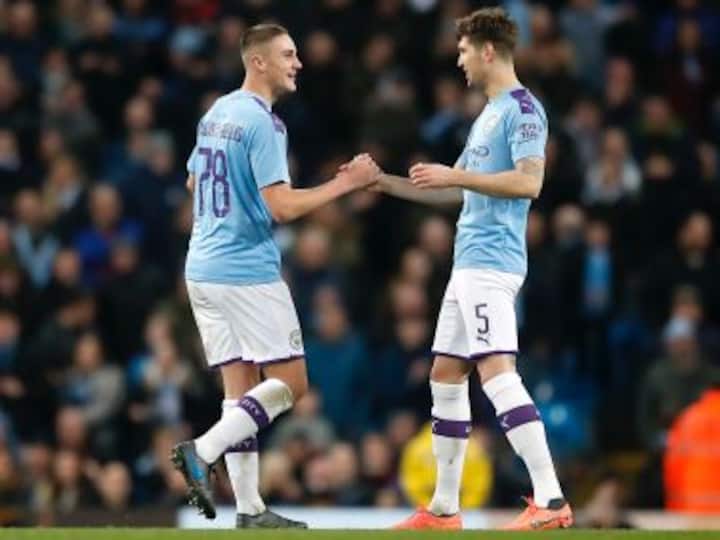 FA Cup: Manchester City ease past Port Vale, United and Wolves play out stalemate at Molineux