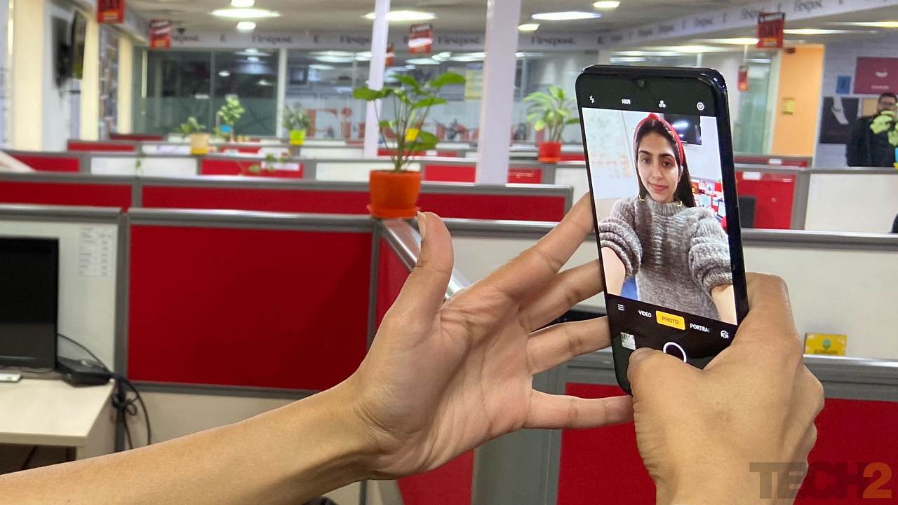 Oppo F15 has a 16 MP selfie camera. Image: tech2/Nandini Yadav