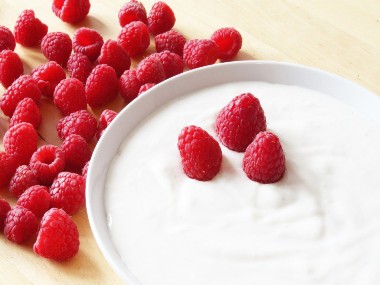 Five reasons why yoghurt should be a part of your daily diet Five reasons why yoghurt should be a part of your daily diet