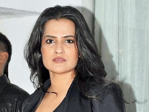 Sona Mohapatra Criticises Ncw For Shutting Anu Maliks Sexual