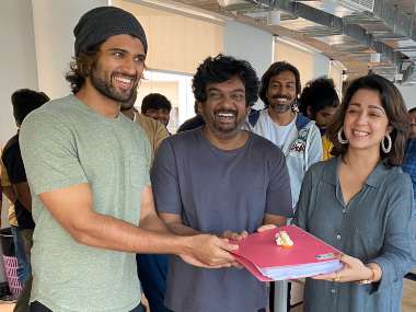 Vijay Deverakonda's Hindi debut reportedly titled Fighter; Karan Johar-produced film goes on floors Vijay Deverakonda's Hindi debut reportedly titled Fighter; Karan Johar-produced film goes on floors