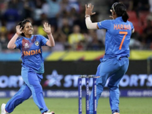 ICC Women's T20 World Cup 2020: Poonam Yadav's outstanding 4/19 helps India clinch 17-run win over Australia in lung opener ICC Women's T20 World Cup 2020: Poonam Yadav's outstanding 4/19 helps India clinch 17-run win over Australia in lung opener