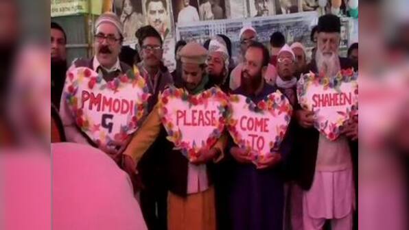 Shaheen Bagh protesters hold heart-shaped cut-outs on Valentine's Day, urge PM to visit them